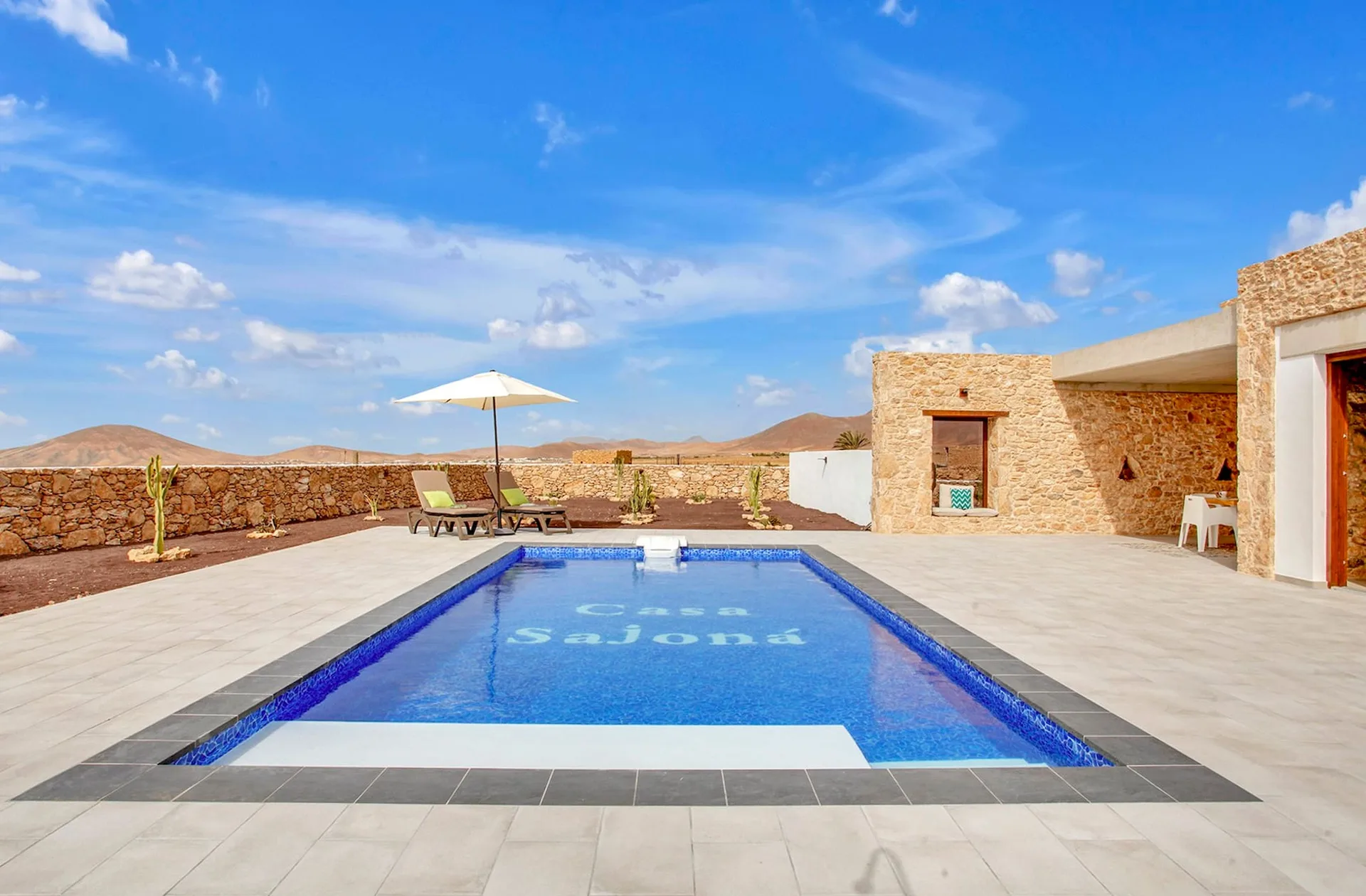 Casa Sajona